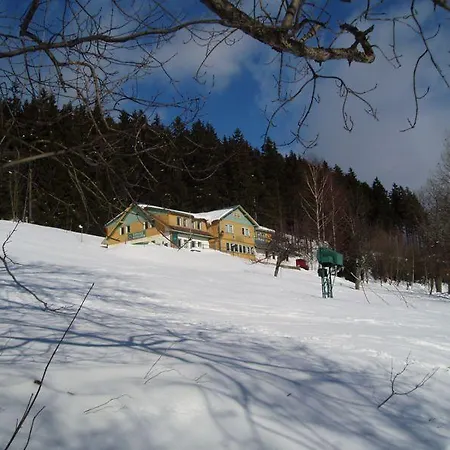Labska Vyhlidka Guest house *